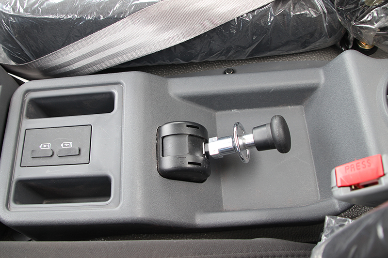 大多利卡 9.2吨洒水车