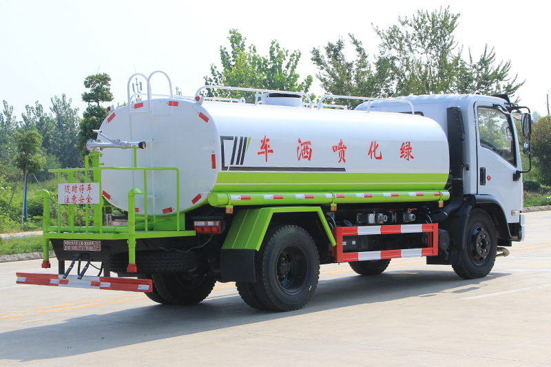 大福瑞卡 9.2吨洒水车