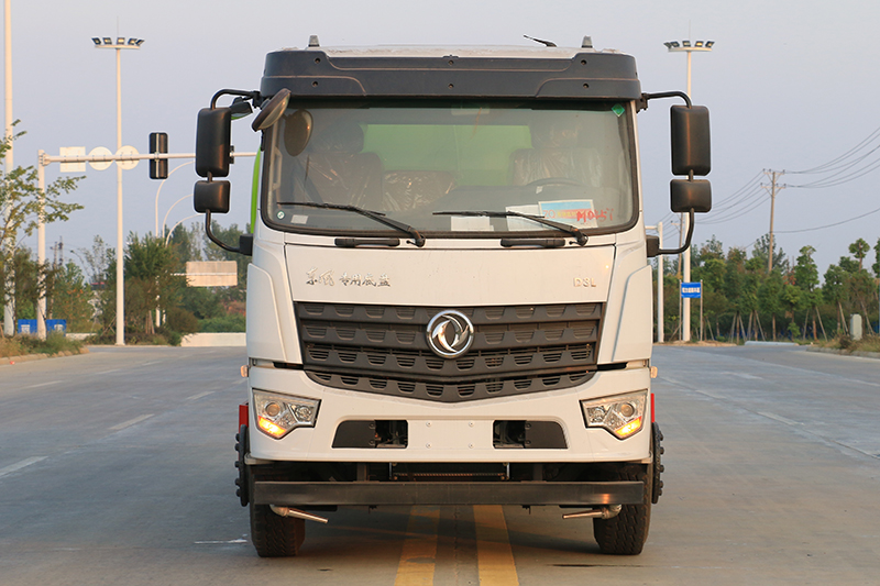 东风D3L后八轮 20吨 洒水车​