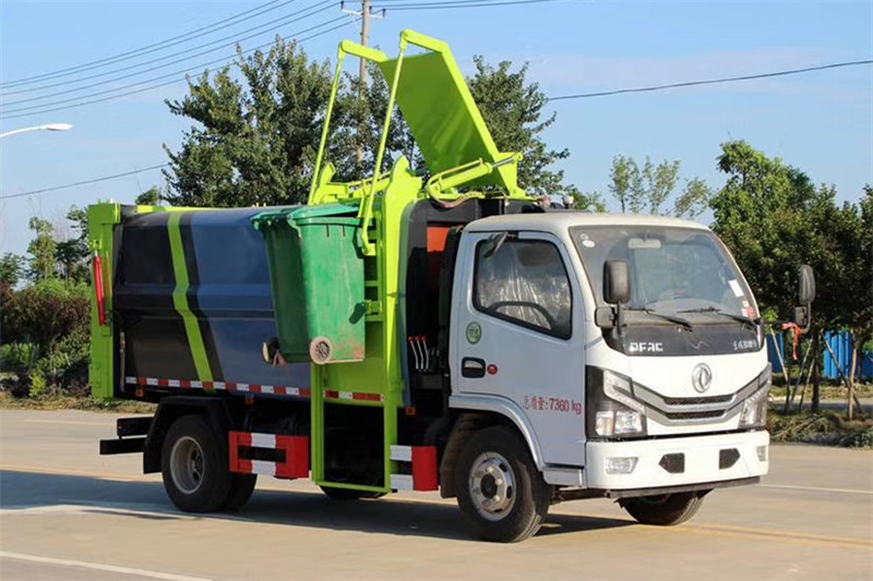 小多利卡7.5方侧装压缩垃圾车