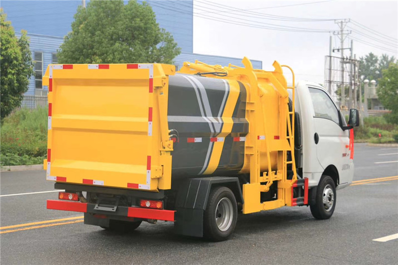 国六凯马4方侧装压缩垃圾车