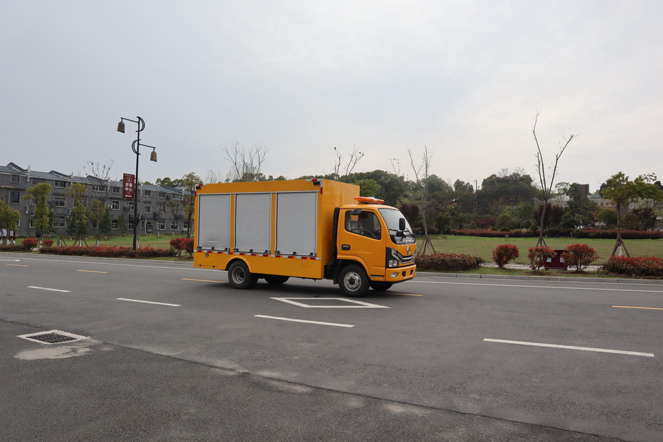 排水抢险车 工程救险车