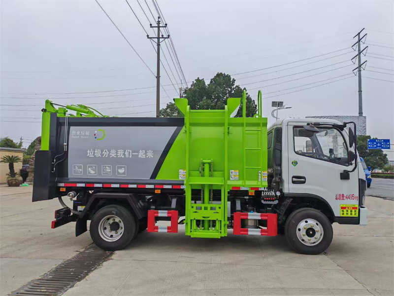 余厨垃圾车
