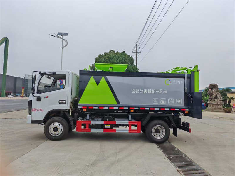 余厨垃圾车