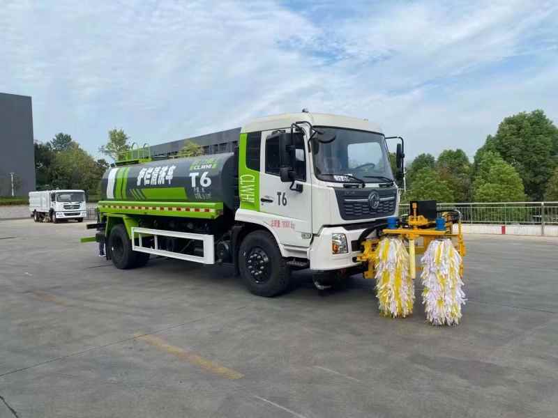 护栏清洗车-高压清洗车