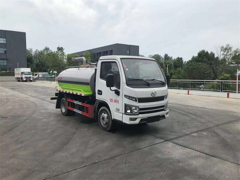 跃进牌吸粪车