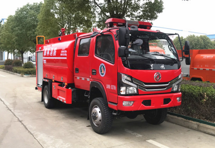 东风四驱森林消防车多少钱一辆