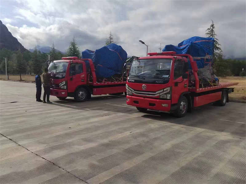 东风机器人运输车