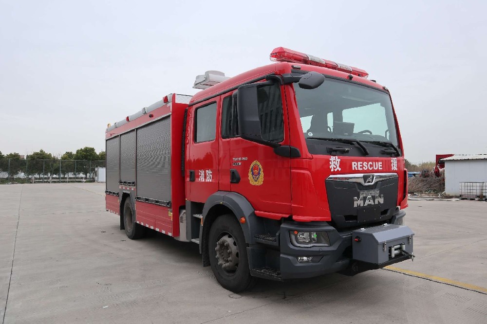 5吨压缩空气泡沫消防车