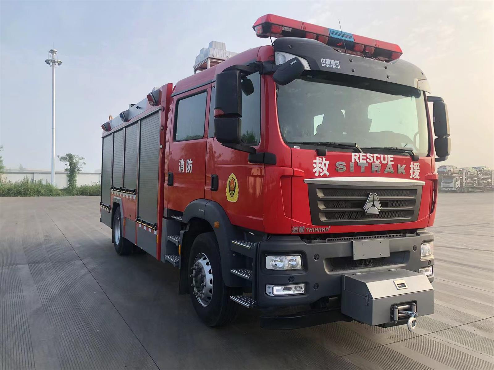 4.7吨WKL5170GXFAP50型压缩空气泡沫消防车