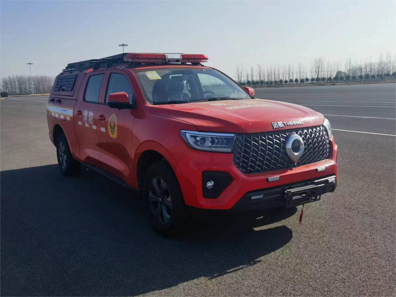 WKL5030TXFQC12/CC型器材消防车