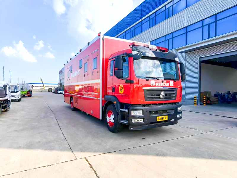 汕德卡单桥厕所车