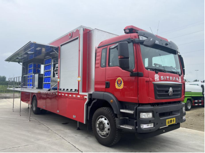 器材消防车（被服洗涤车）