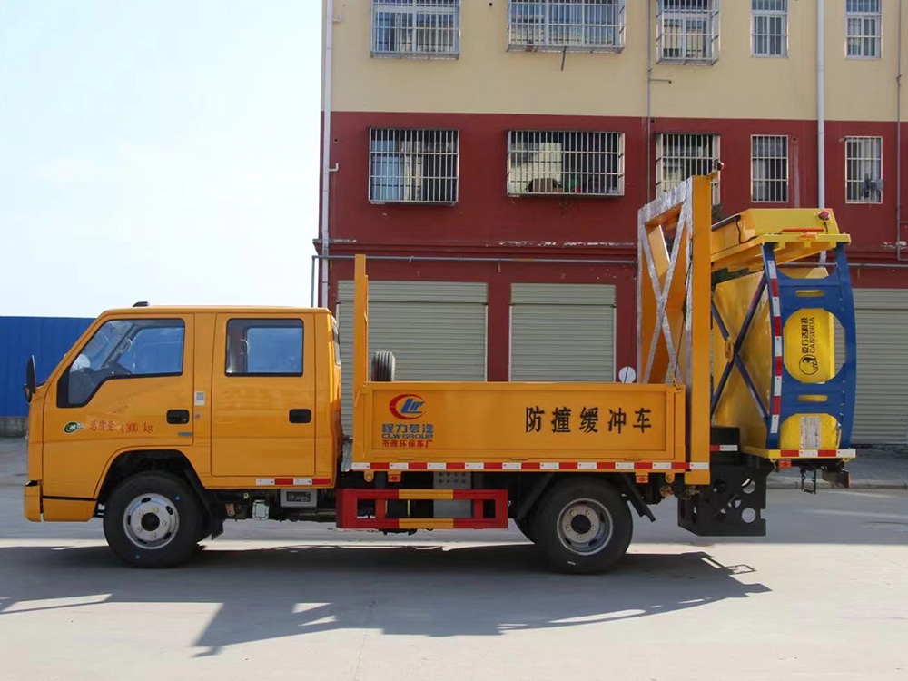 江铃皮卡防撞缓冲车